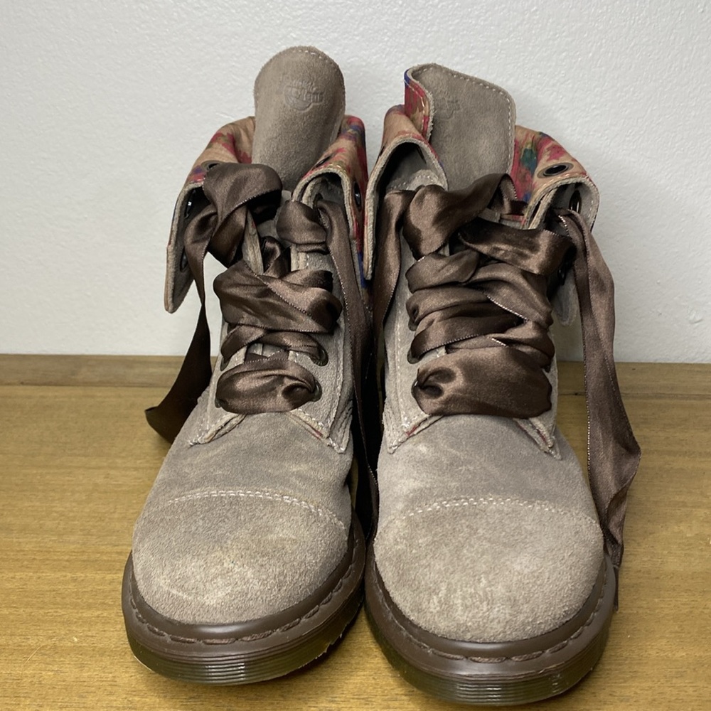 Dr. Martens Aimee Aimilita 9 Eye Suede Leather RIbbon Tie Tall Boots Women US 8 - Picture 2 of 6